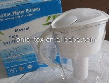 Filtre alcalin 2.0L, filtre alcalin de broc de l'eau de Kangen de cruche d'eau